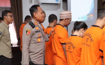 Momen Unik, Kapolres Ajak Mantan Tahanan Tanam Jagung Setelah Bebas