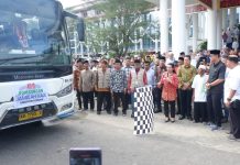 Bupati Karolin Lepas Keberangkatan Jemaah Haji Kabupaten Landak ke Pontianak