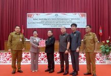 Bupati Karolin Sampaikan Laporan Realisasi Semester I APBD 2025 ke DPRD Landak