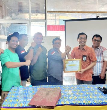 KPU Landak Kunjungi Sekretariat IWO untuk Koordinasi dan Apresiasi Pasca Pilkada 2024