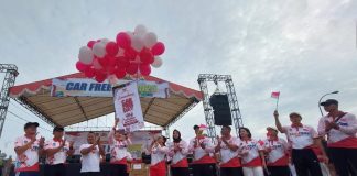 Ribuan Warga Landak Padati Stadion Patih Gumantar Meriahkan Launching CFD