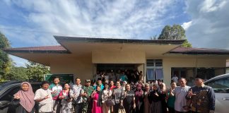 Bupati Karolin Sambangi Kafilah Landak di MTQ ke-33 Kapuas Hulu