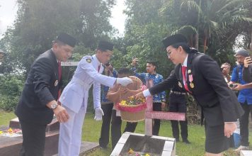 Bupati Karolin Pimpin Ziarah Nasional Peringati Hari Pahlawan di Landak