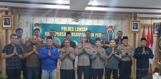 Pererat Sinergi di Bulan Suci, Polres Landak Buka Puasa Bersama Insan Pers dan Anak Yatim