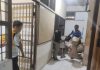 Personel Polsek Ngabang Gelar Jumat Bersih, Ciptakan Lingkungan Kerja Nyaman dan Sehat