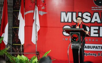 Karolin di Musancab PDI Perjuangan Landak : Badai Pasti Berlalu, Pelayanan Publik Tetap Nomor Satu