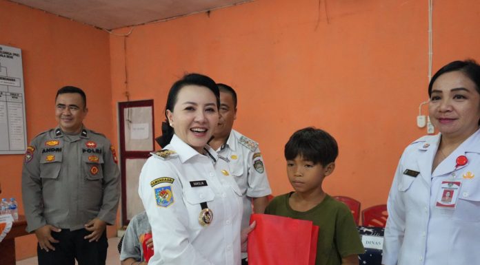 Bupati Karolin Dorong Masyarakat Manfaatkan Fasilitas Medis Gratis: Kesehatan adalah Modal Utama Bekerja