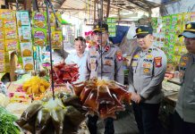 Polres Landak dan Diskumdag Sidak Pasar, Pastikan Stok Bapokting, BBM, dan LPG Tetap Aman