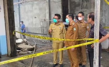Wabup Landak Sampaikan Duka atas Kebakaran Ruko yang Tewaskan Dua Orang
