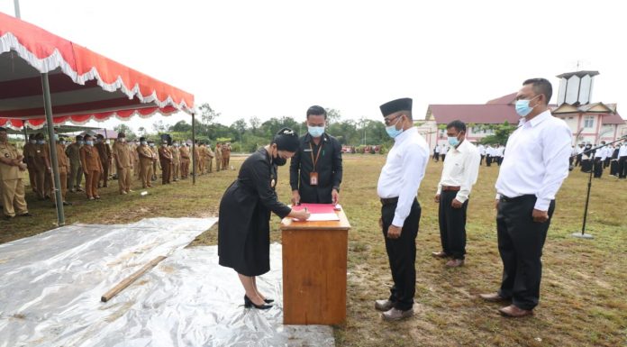 959 Anggota BPD se- Kabupaten Landak Dilantik