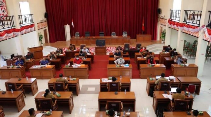 Bahas Refocusing APBD Tahun Anggaran 2021 Banggar DPRD Bersama TAPD Landak Gelar Rapat Bersama