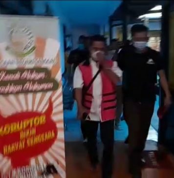 Jadi Tersangka Kasus Gratifikasi Peti, Oknum Anggota BPD Inggis Ditahan