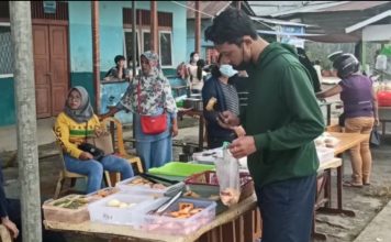 Pandemi Covid-19 Turut Berpengaruh Pada Pendapatan Pedagang Pasar Juadah di Bengkayang