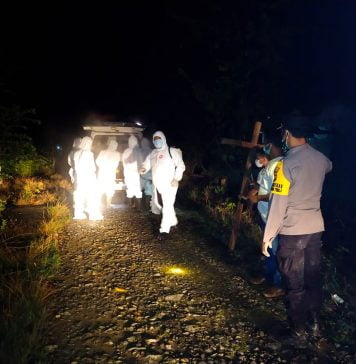 Positif Covid-19 Pemakaman Jenazah Salah Satu Warga Desa Pahuman Dilakukan Malam Hari