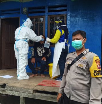 Tracing Contact Covid-19 Enam Warga Dusun Sumiak Sidas Jalani Test Swab
