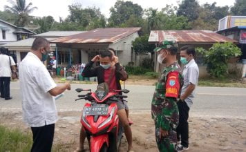 Tekan Penyebaran Covid-19 Koramil 1201-09/ Sengah Temila Ajak Warga Disiplin Prokes
