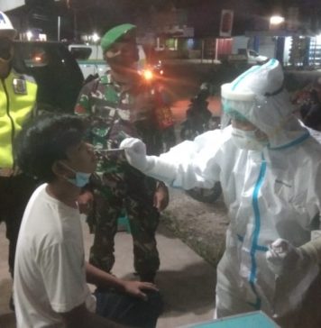 Langgar PPKM, 41 Orang di Ngabang Dites Covid-19