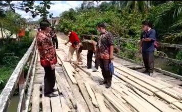 Akses Jembatan Menuju Desa Engkode Rusak, Warga Minta Perhatian Pemerintah