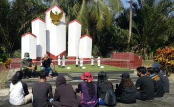 Sejumlah Pemuda di Desa Sidas Diberikan Pemahaman Ideologi Pancasila dan Sejarah Bangsa Indonesia