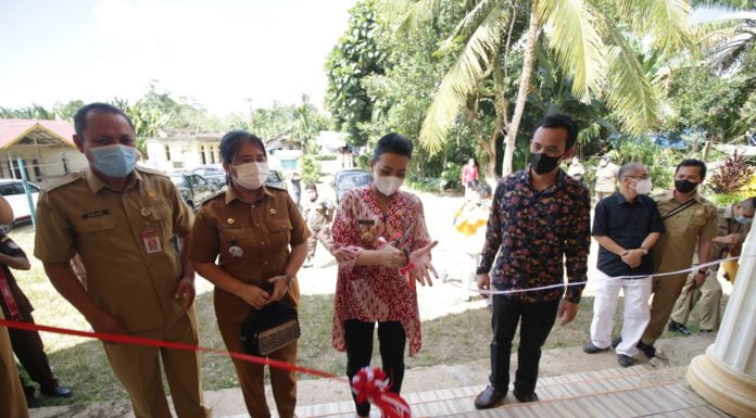 Buka PKL Dharma Insan Pontianak di Landak, Ini Pesan Bupati Karolin