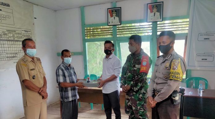 Babinsa Koramil Air Besar Hadiri Serah Terima Jabatan BPD