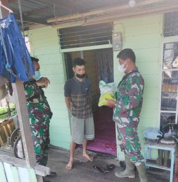 Ringankan Beban Warga Terdampak Pandemi Covid-19 Zidam XII/Tanjungpura Berikan Bantuan Sembako
