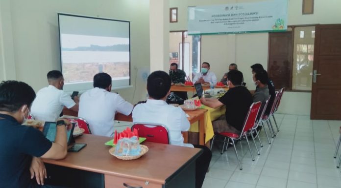 Hadiri Rakor Penanganan Ladang Berpindah, Danramil 1201-12/Air Besar Ajak Masyarakat Tidak Buka Lahan Dengan Cara Bakar