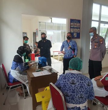 Persiapan Belajar Tatap Muka Pemkab Landak Prioritaskan Vaksinasi COVID-19 Bagi Tenaga Pendidik