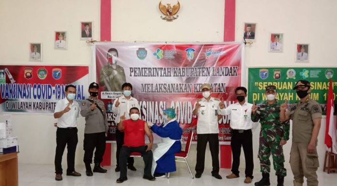 Vaksinasi Covid-19 Massal di Sengah Temila Diikuti 600 Warga