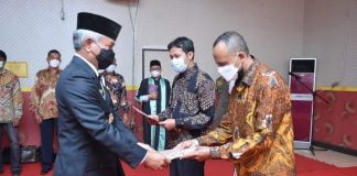 Bupati Martin Rantan Lantik Anggota Direksi dan Dewan Pengawas Perumda Pangan Mandiri BUMD Ketapang