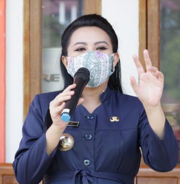 Bupati Karolin Ajak Pelaku Usaha Berinovasi