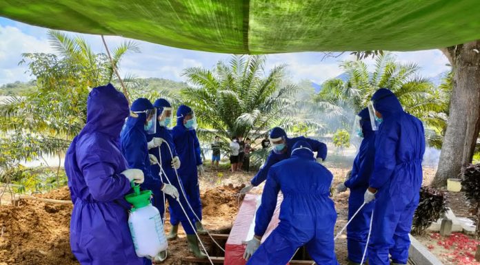 Hasil TCM Positif, Korban Kecelakaan Tunggal Dimakamkan Dengan Protokol Covid-19