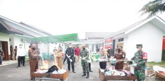 Kejari Landak Musnahkan Barang Bukti dari 101 Perkara Pidana