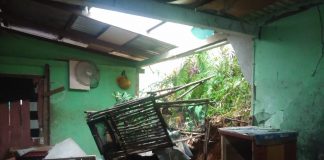 Sejumlah Rumah Warga di Entikong Terdampak Bencana Banjir dan Tanah Lonsor