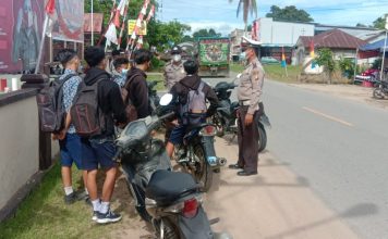 Tak Gunakan Helm dan Belum Cukup Umur Sejumlah Pelajar Diberikan Teguran
