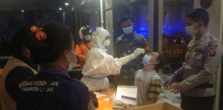 Langgar Aturan Pembatasan Jam Operasional Tempat Usaha 5 Orang di Swab Antigen