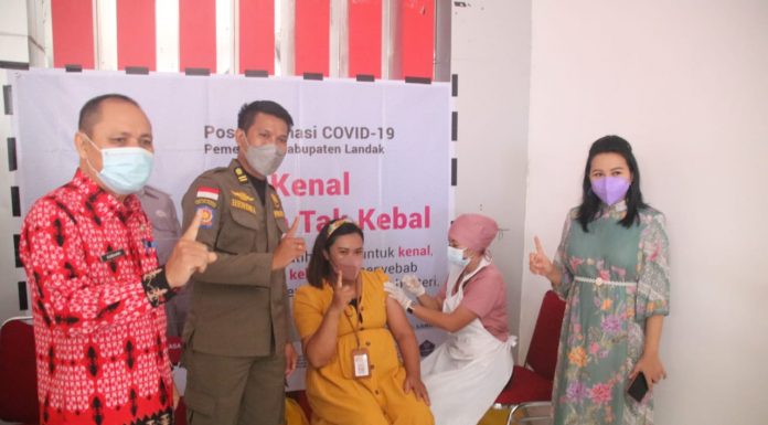 Vaksinasi Bagi Ibu Hamil, Menyusui dan Penyakit Kronis Mulai Diberikan