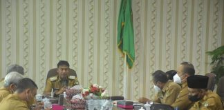 Rapat Koordinasi Vaksinasi, Kerjasama Pemda dan Media Massa, Serta Percepatan Perbaikan Jalan Pelang Batu-Tajam