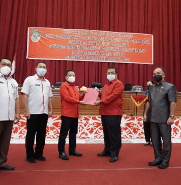 Jawab Bupati Atas Pandangan Umum Fraksi DPRD Landak Terhadap Raperda Perubahan APBD Tahun 2021