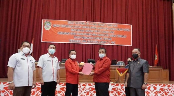 Jawab Bupati Atas Pandangan Umum Fraksi DPRD Landak Terhadap Raperda Perubahan APBD Tahun 2021