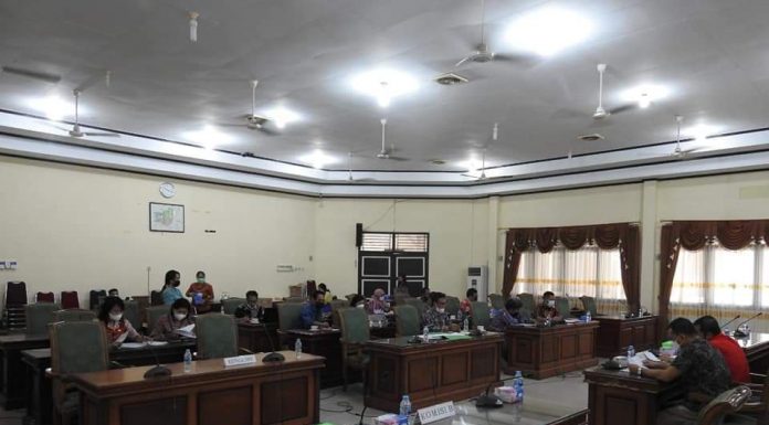 Raperda Perubahan APBD 2021, Komisi B Bersama Mitra Kerja Gelar Rapat Kerja