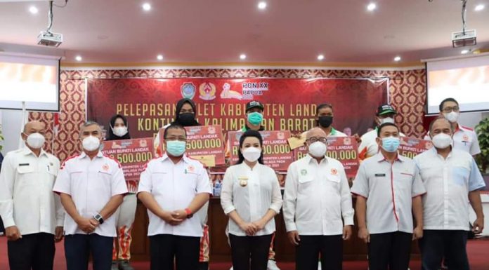 Ketua DPRD Landak Hadiri Pelepasan Atlet PON XX Papua 2021
