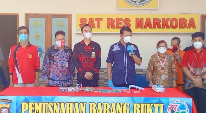 5 Gram Narkotika Jenis Sabu Dimusnahkan Satresnarkoba Polres Bengkayang