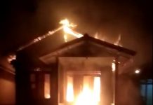Pindahkan Bensin Kedalam Dirigen, Rumah Warga Di Ladangan Tebakar