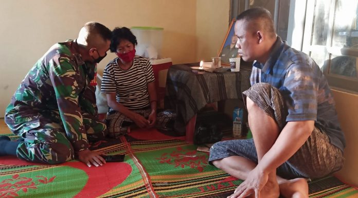 Sampaikan Bela Sungkawa Dandim 1201/Mph Sambang Rumah Duka Pratu Ida Bagus Putu
