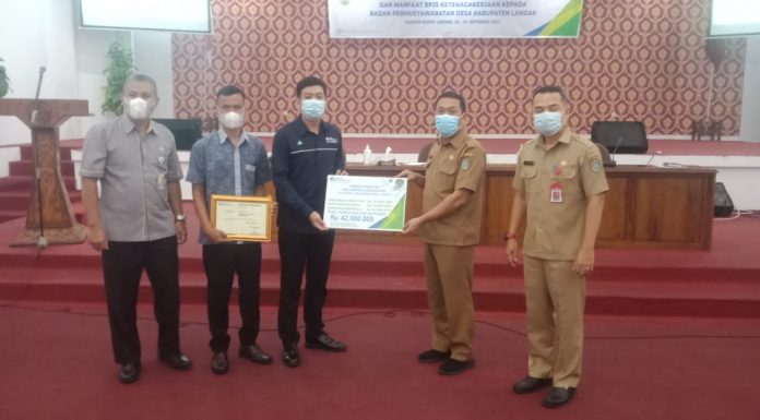 Pemkab Landak Dukung Program BPJS Ketenagakerjaan Bagi Anggota BPD