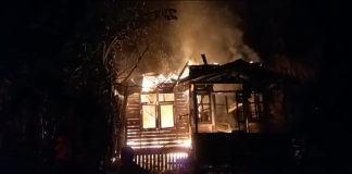 Dugaan Arus Pendek Listrik, Asrama Polisi di Sanggau Terbakar