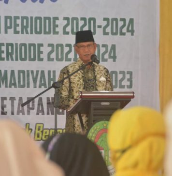 Wabup Farhan Hadiri Pelantikan Pemuda Muhammadiyah Nasyiatul Aisyah dan IPM Ketapang Periode 2021-2025