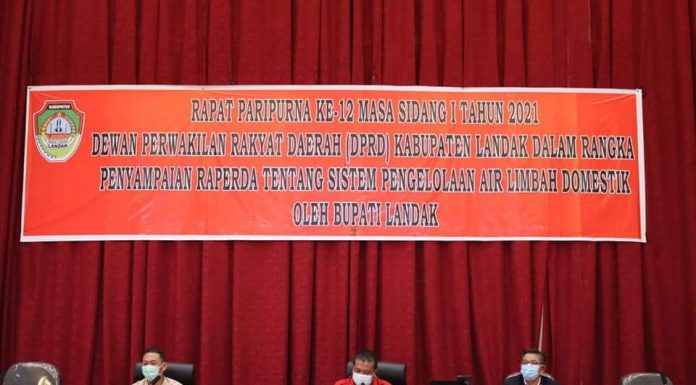 Fraksi DPRD Landak Sampaikan PU Terhadap Raperda Sistem Pengelolaan Air Limbah Domestik