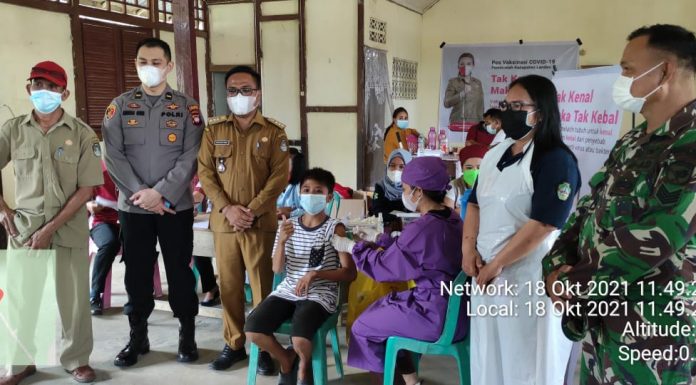 218 Masyarakat Umum dan Pelajar di Menjalin Jalani Vaksinasi